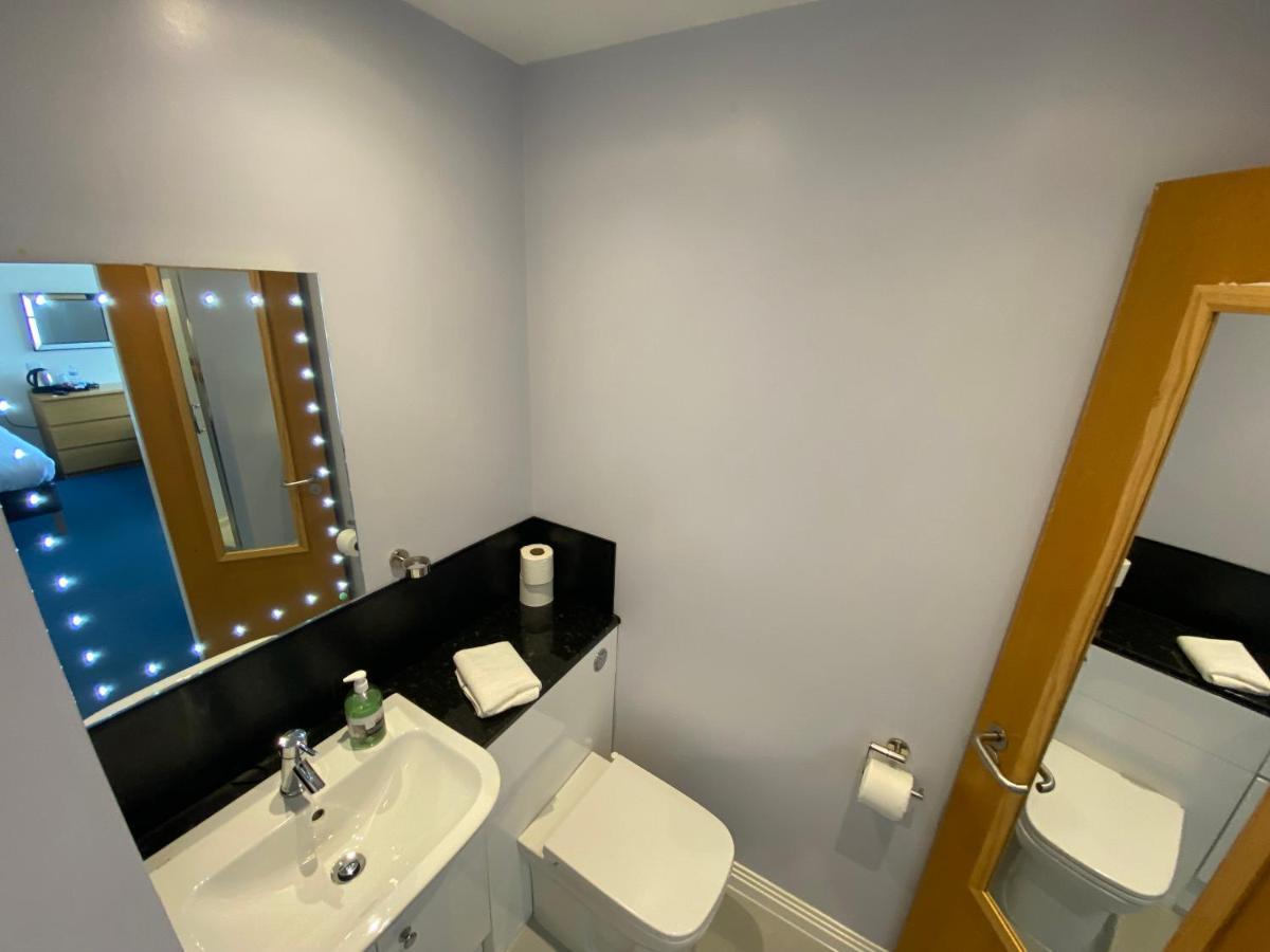 Waterfront Lodge - Accommodation Only Fort William Bagian luar foto