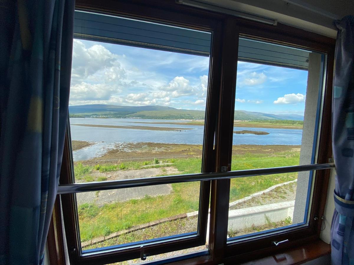 Waterfront Lodge - Accommodation Only Fort William Bagian luar foto