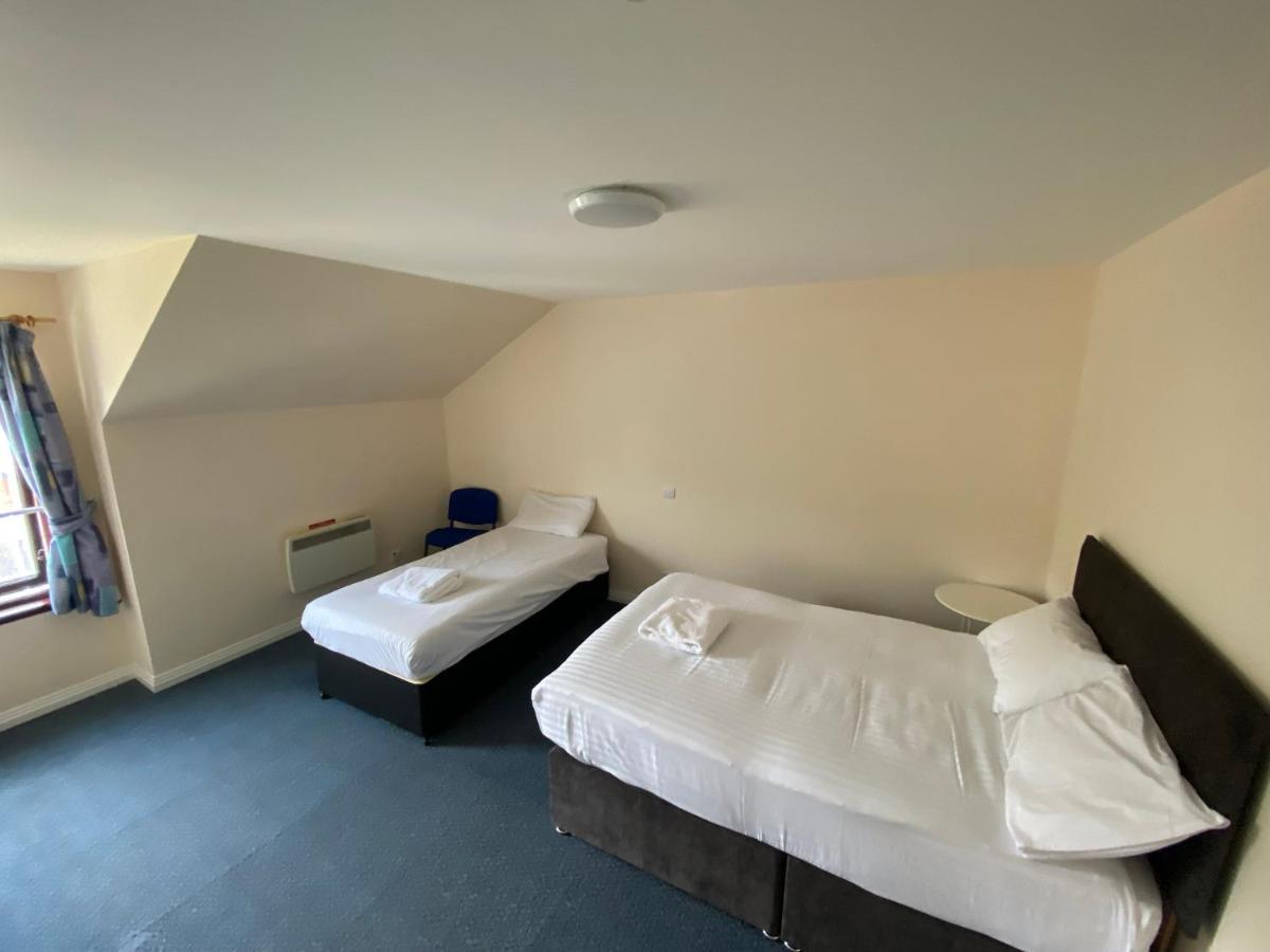 Waterfront Lodge - Accommodation Only Fort William Ruang foto