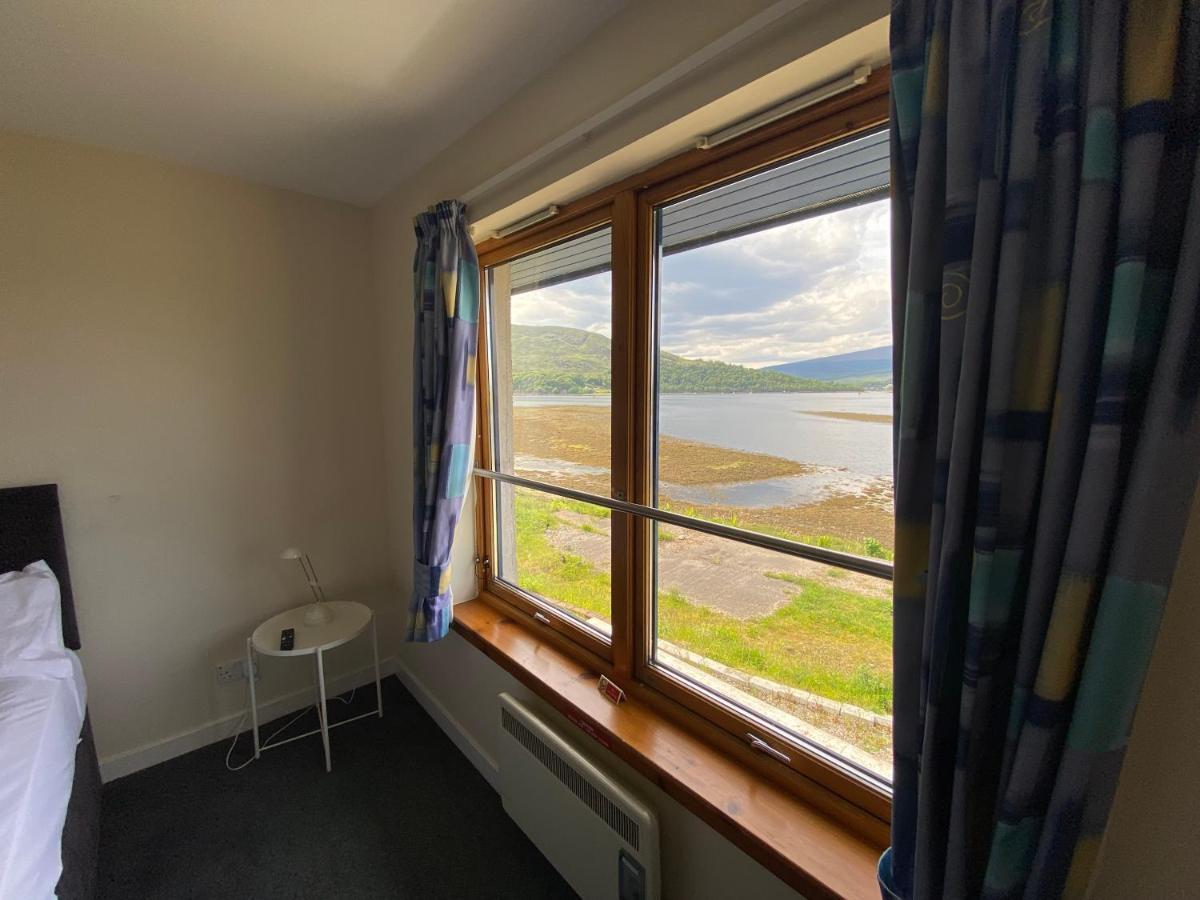 Waterfront Lodge - Accommodation Only Fort William Bagian luar foto