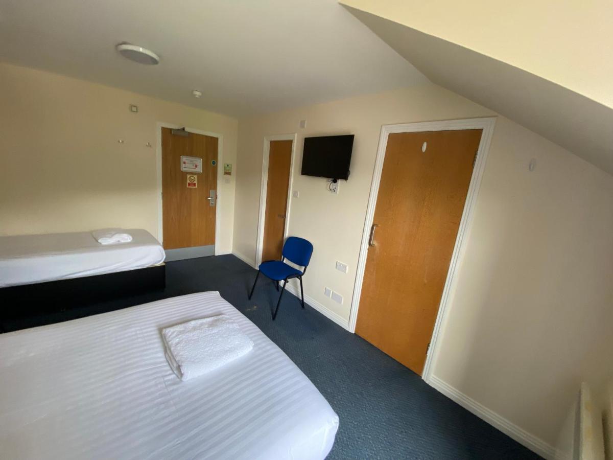 Waterfront Lodge - Accommodation Only Fort William Ruang foto