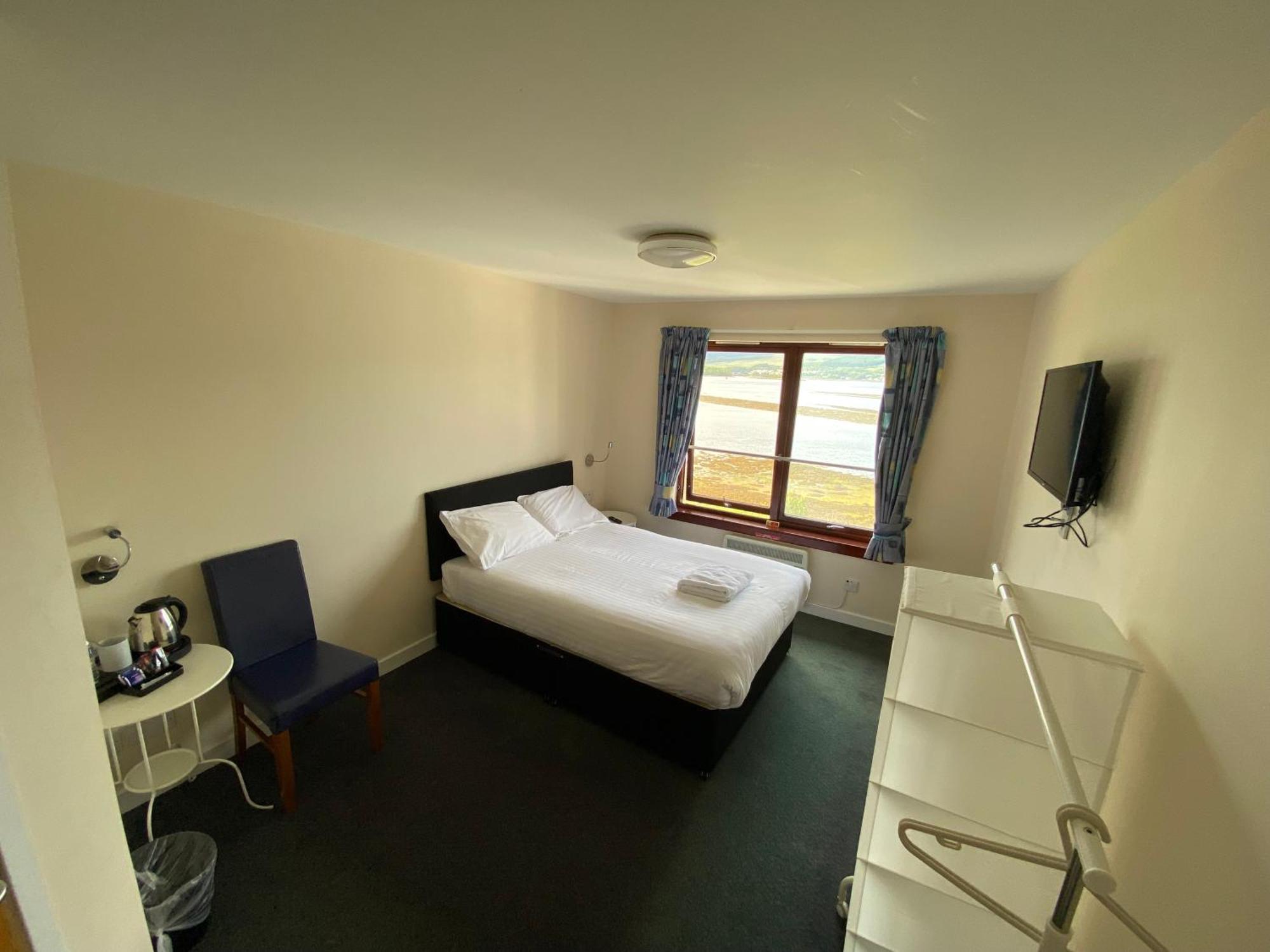 Waterfront Lodge - Accommodation Only Fort William Ruang foto
