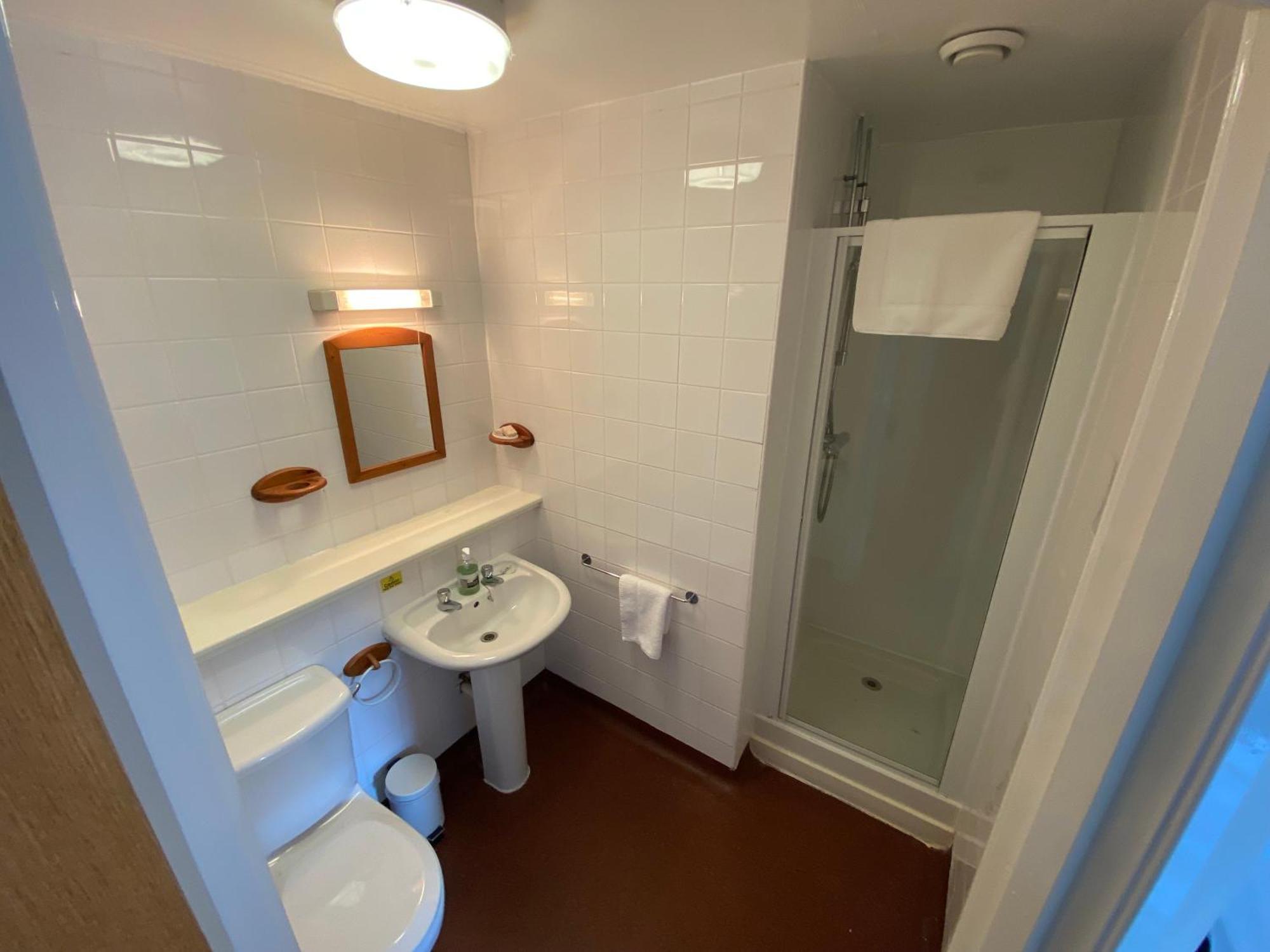 Waterfront Lodge - Accommodation Only Fort William Ruang foto