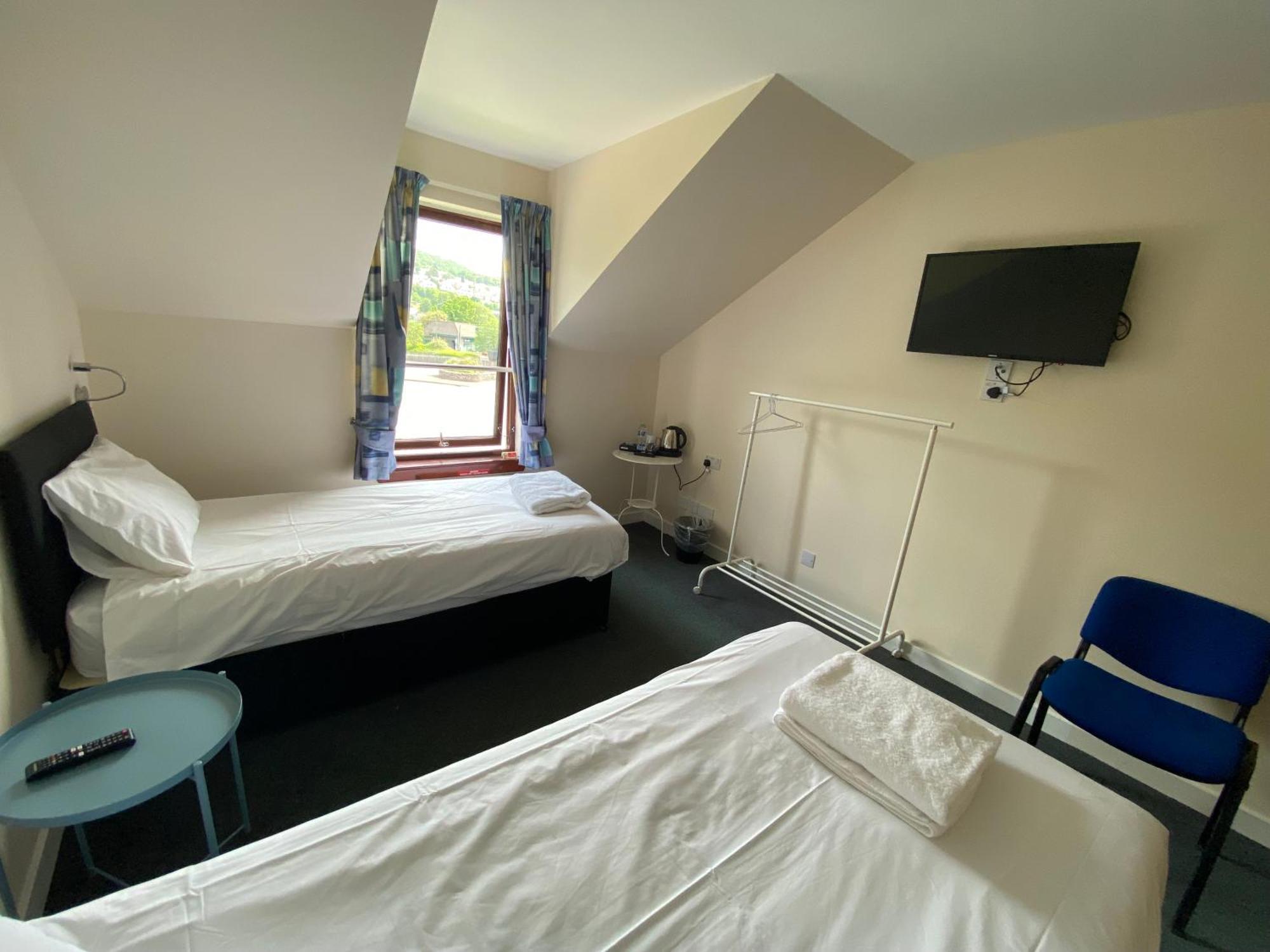 Waterfront Lodge - Accommodation Only Fort William Ruang foto